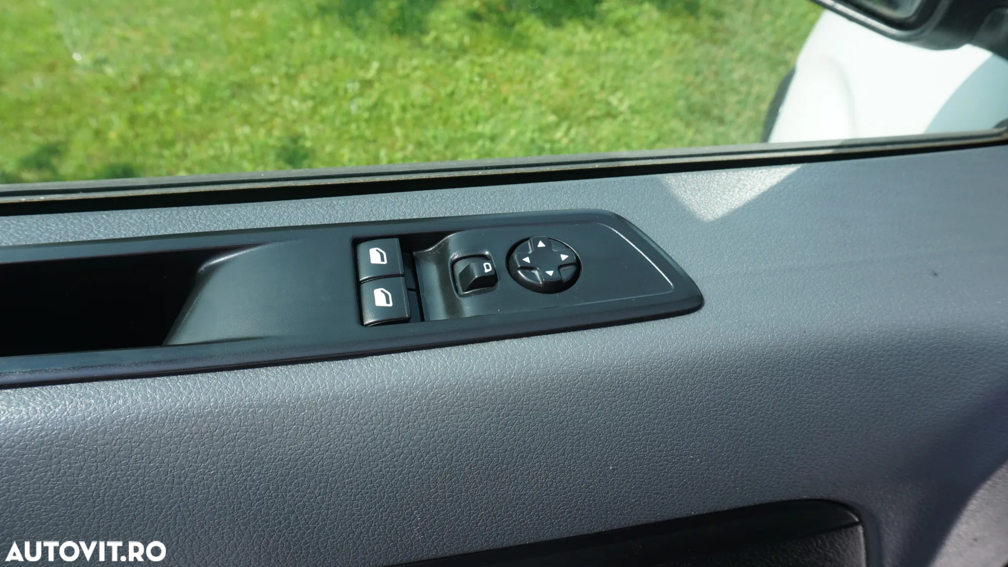 Opel VIVARO - 15