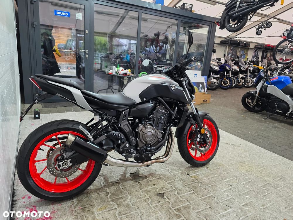 Yamaha MT - 20
