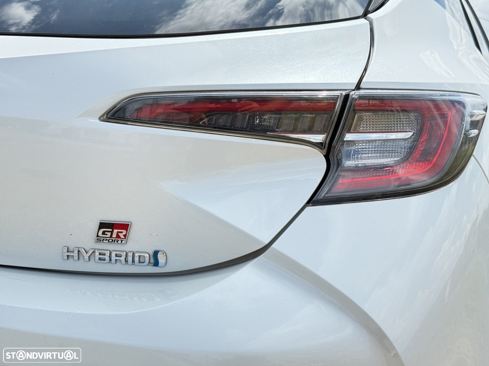 Toyota Corolla 1.8 Hybrid GR-Sport - 18