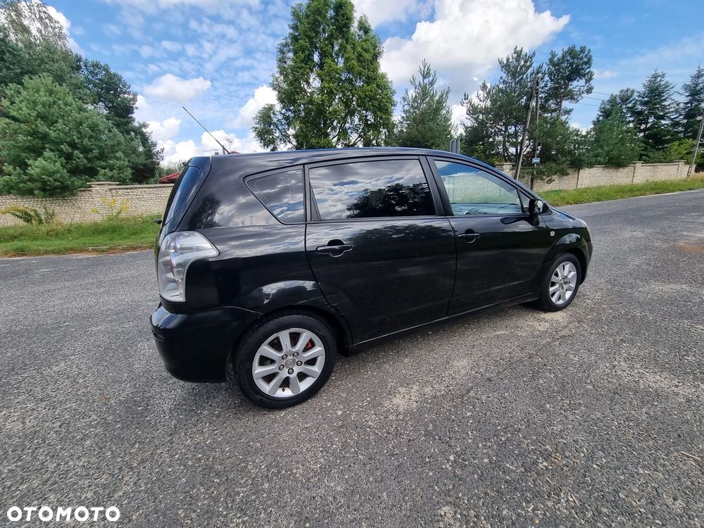 Toyota Corolla Verso 2.0 D-4D Sol - 26