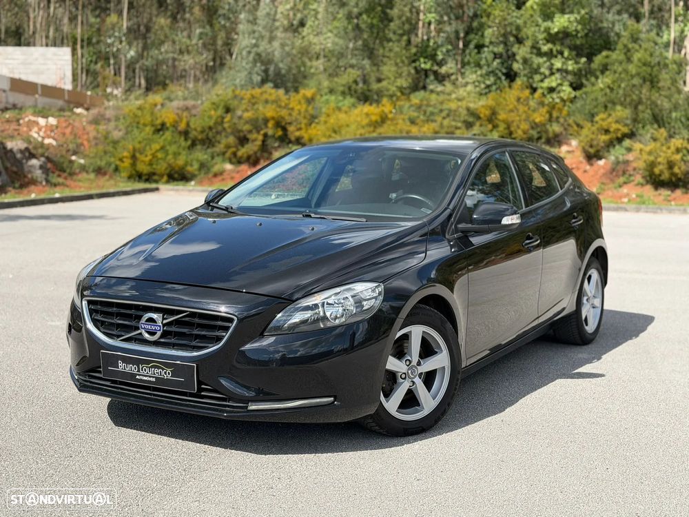 Volvo V40 D2 Momentum - 13