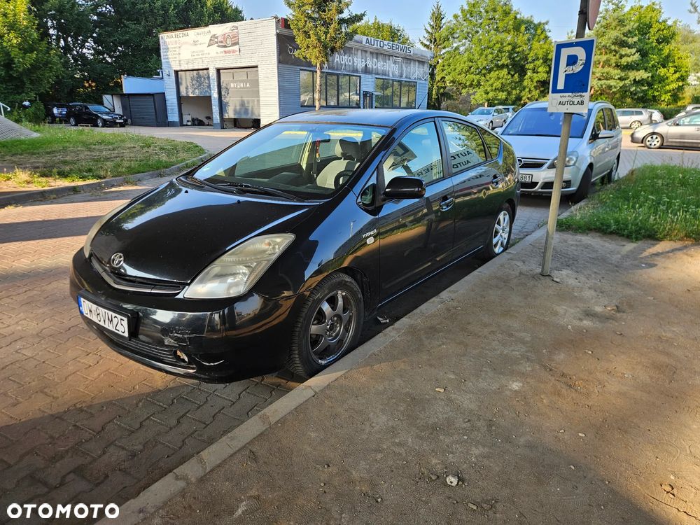 Toyota Prius 1.5 VVT-i Prestige - 4