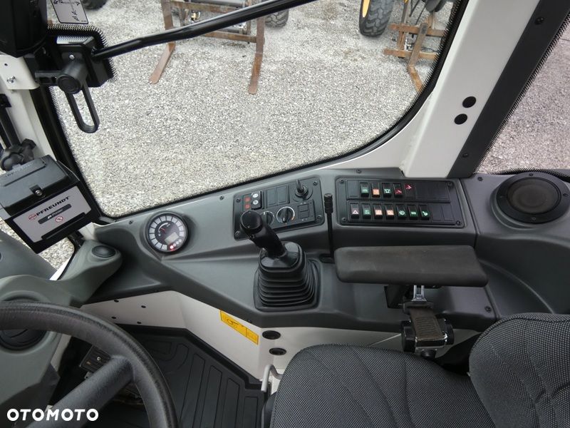 Liebherr 506 Compact z Niemiec / WAGA / Black Edition / - 10