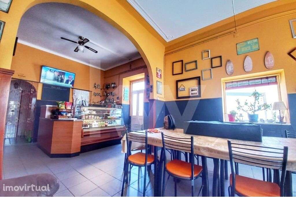 Oportunidade à venda na Praia das Maçãs, Sintra - Grande imagem: 2/19