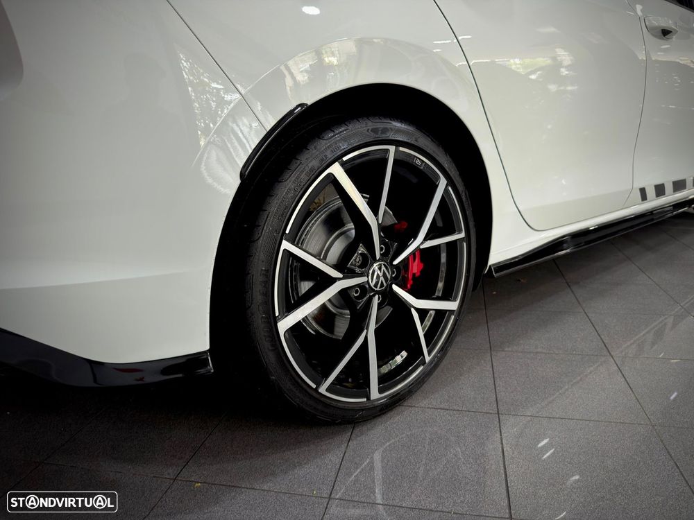 VW Golf 2.0 TSI GTI Clubsport DSG - 10