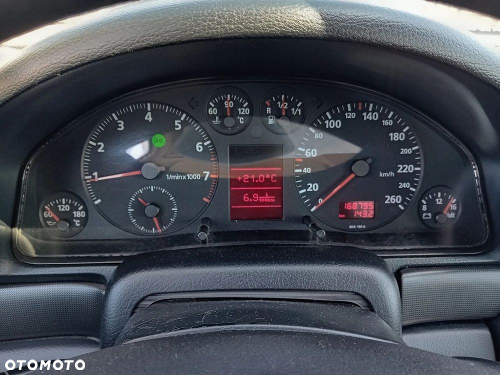 Audi A4 Limousine - 31