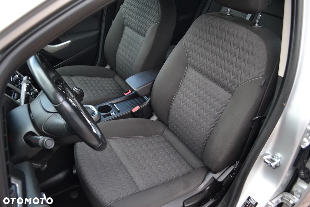 Opel Astra 1.4 T Cosmo EU6 - 18