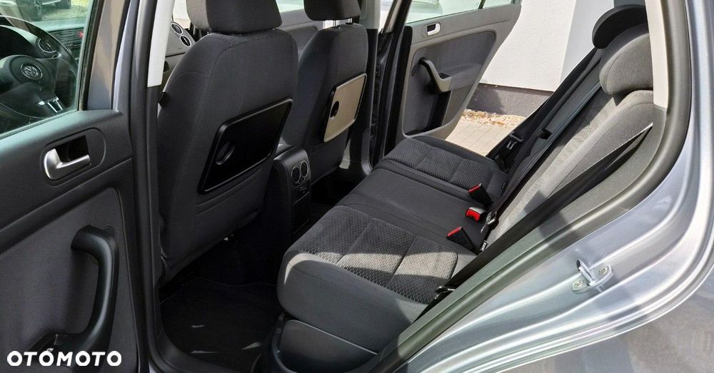 Volkswagen Golf Plus - 27