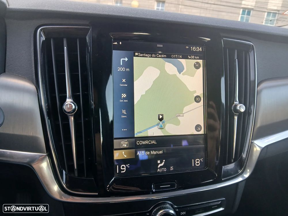 Volvo V90 2.0 D4 Momentum Plus Geartronic - 29