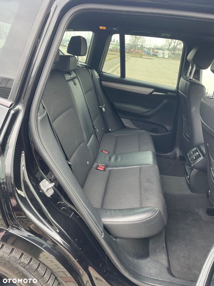 BMW X3 xDrive20d xLine - 32