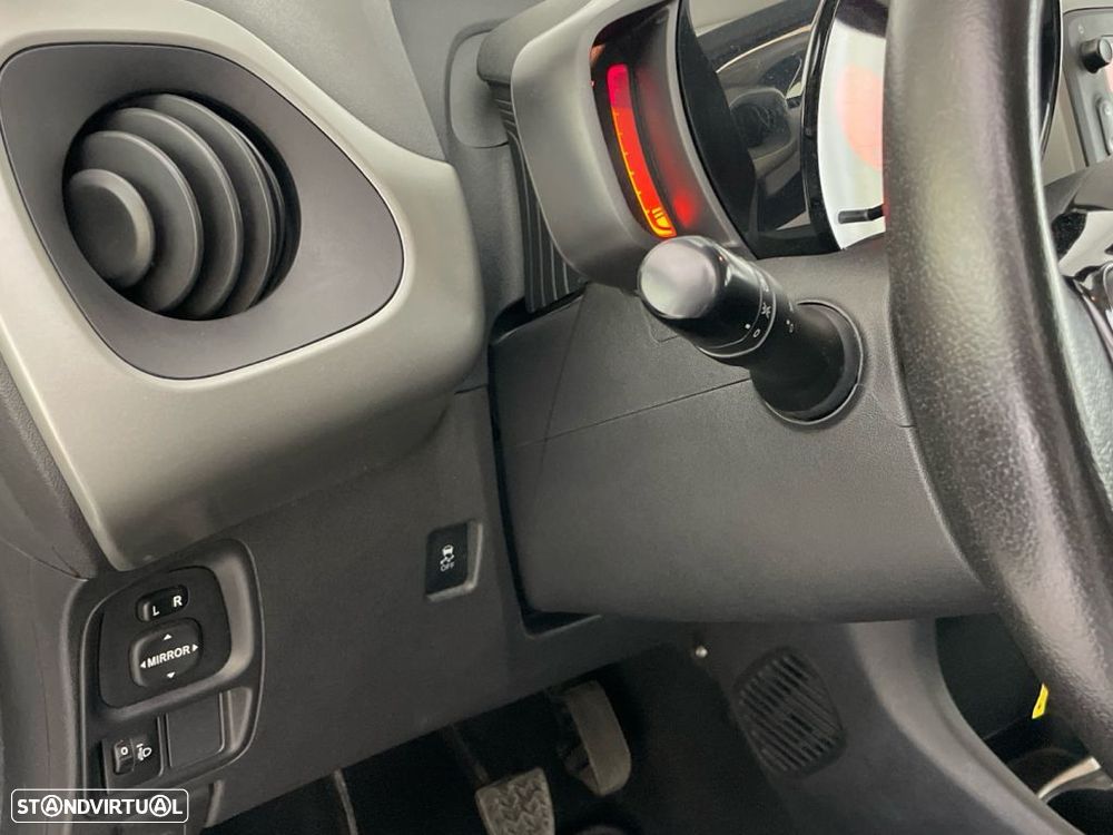 Toyota Aygo 1.0 X-Play+AC - 16
