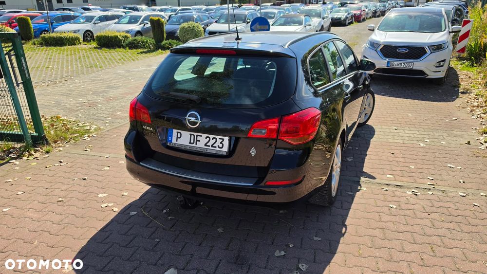 Opel Astra 1.6 Active - 19