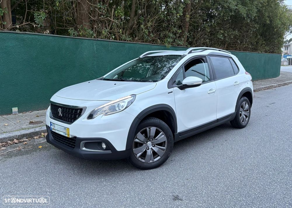 Peugeot 2008 1.2 PureTech Style - 1