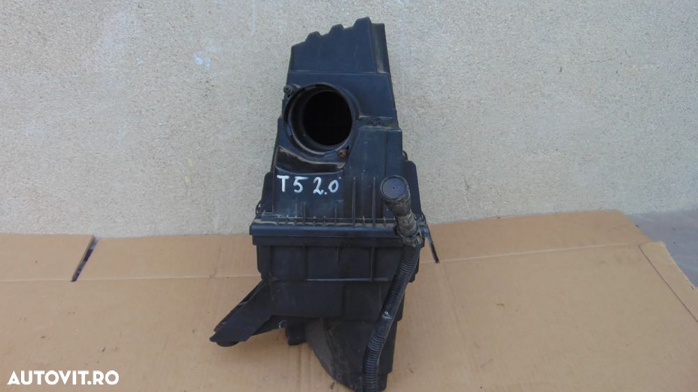 Carcasa filtru aer VW Transporter T5 2.0 TDI facelift an 2004-2013 COD 7E0129601 - 2