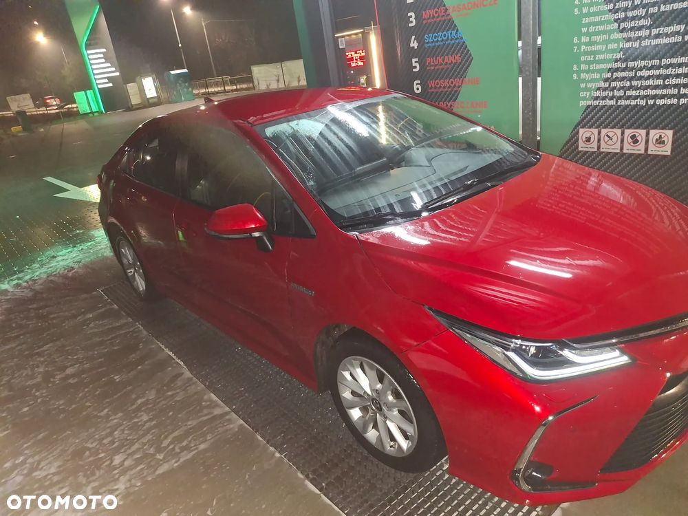 Toyota Corolla 1.8 Hybrid Comfort - 28