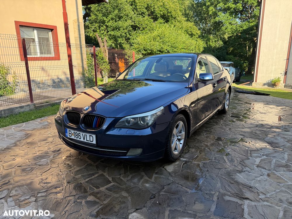 BMW Seria 5 520d Aut. Edition Exclusive - 1