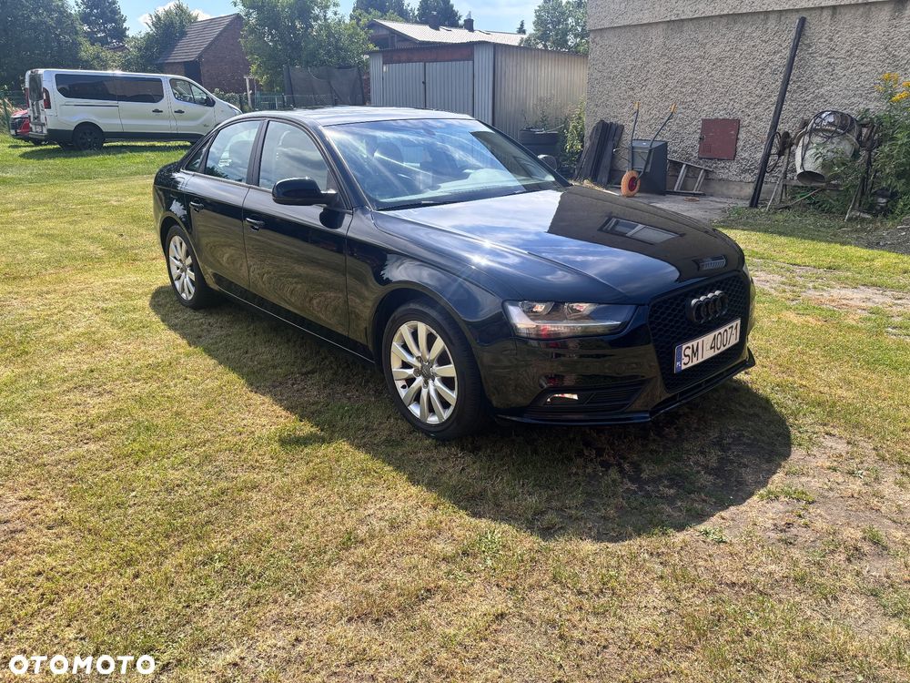 Audi A4 Limousine - 2