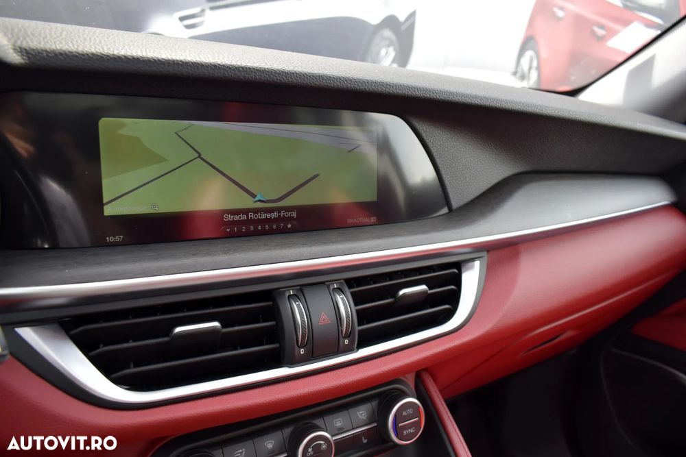 Alfa Romeo Stelvio 2.2 16V AT8 Q4 Lusso - 20