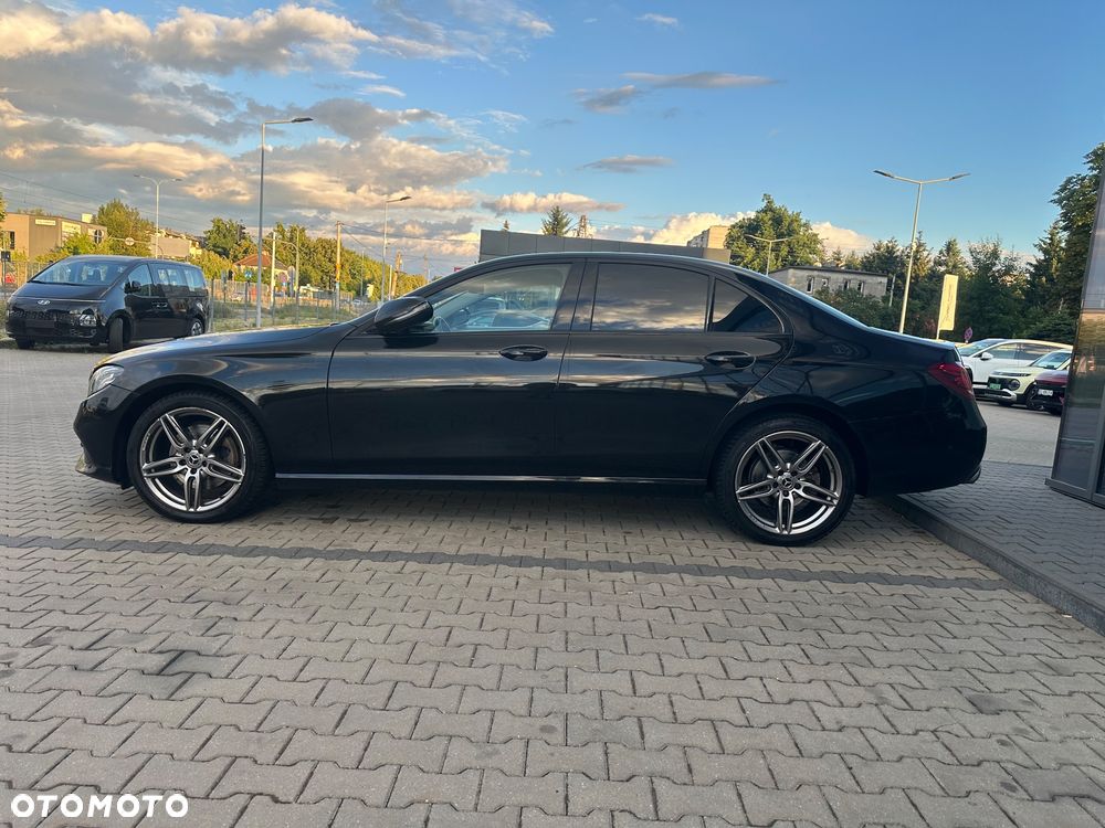 Mercedes-Benz Klasa E 220 d 9G-TRONIC - 39