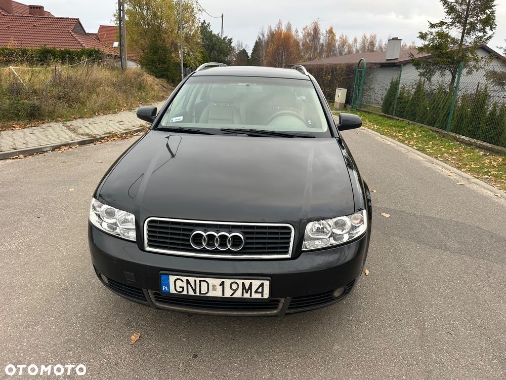 Audi A4 Avant - 1