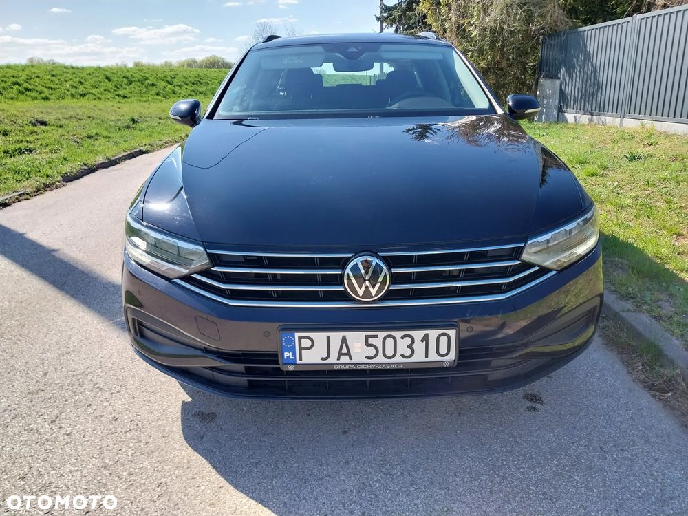 Volkswagen Passat 2.0 TDI EVO Elegance DSG - 2