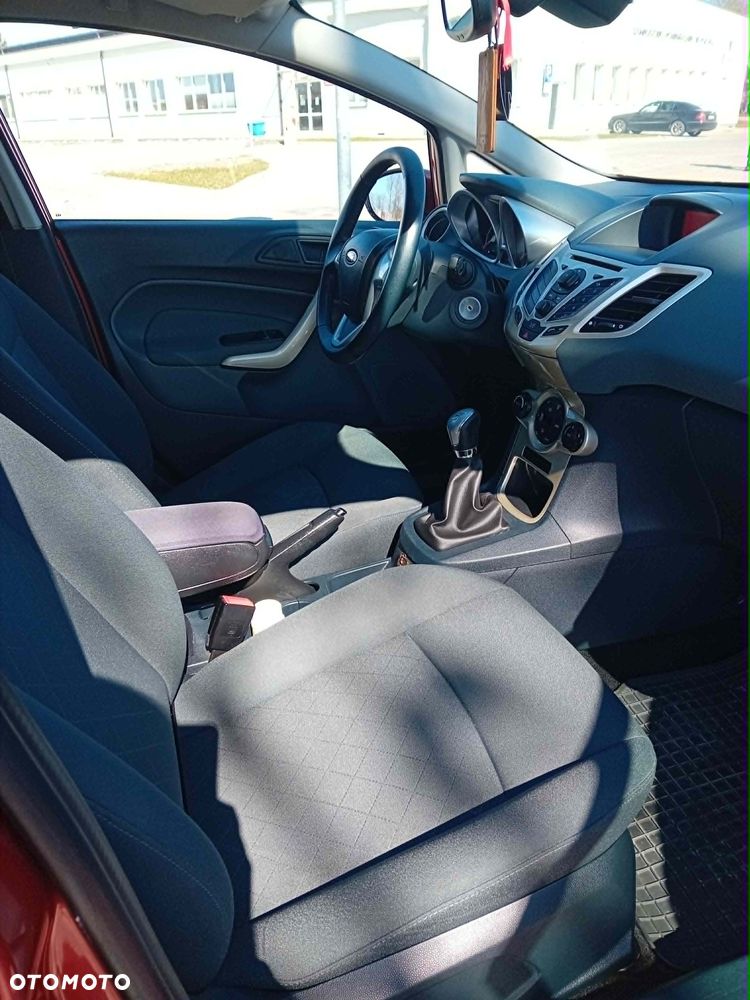 Ford Fiesta 1.4 Ghia - 7