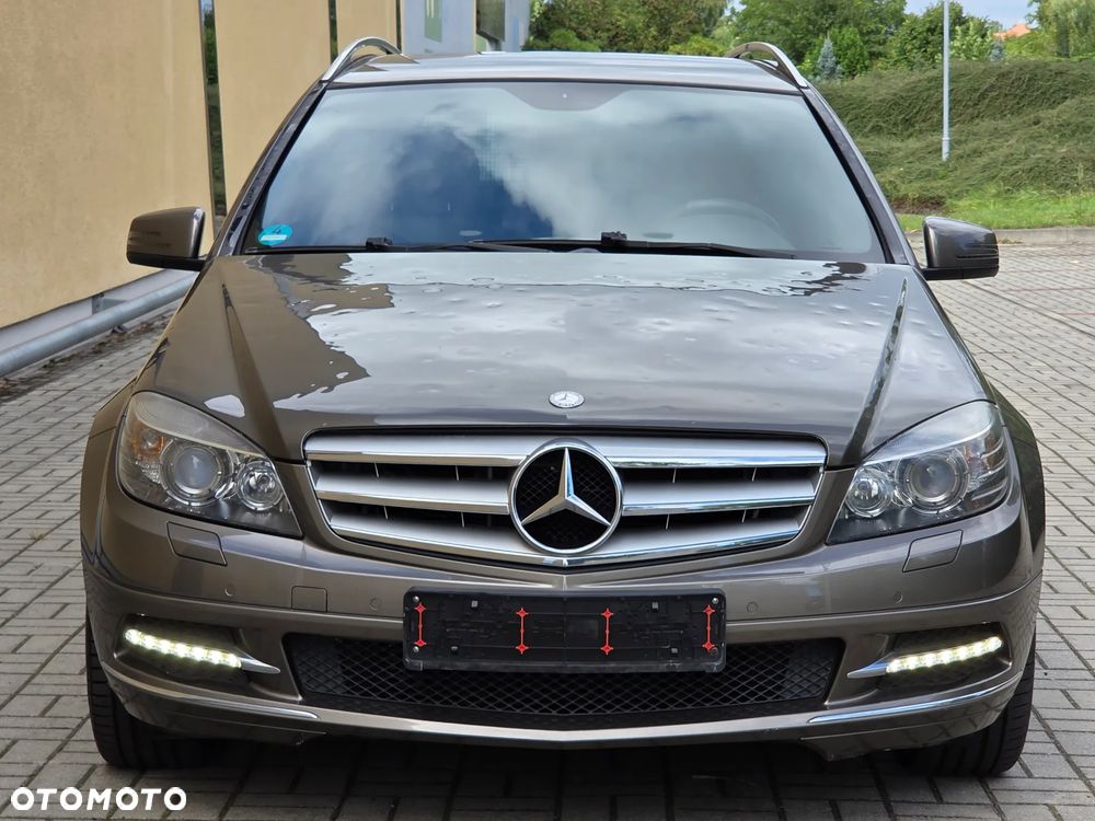 Mercedes-Benz Klasa C 200 (BlueEFFICIENCY) Avantgarde - 5