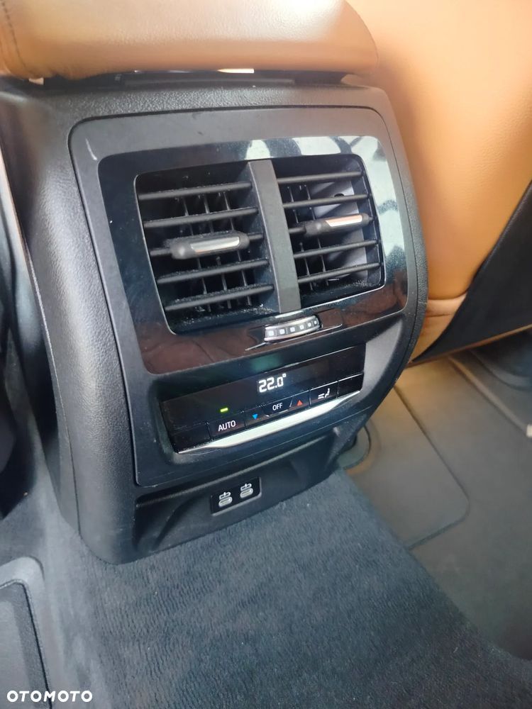 BMW X3 xDrive30i Luxury Line - 22