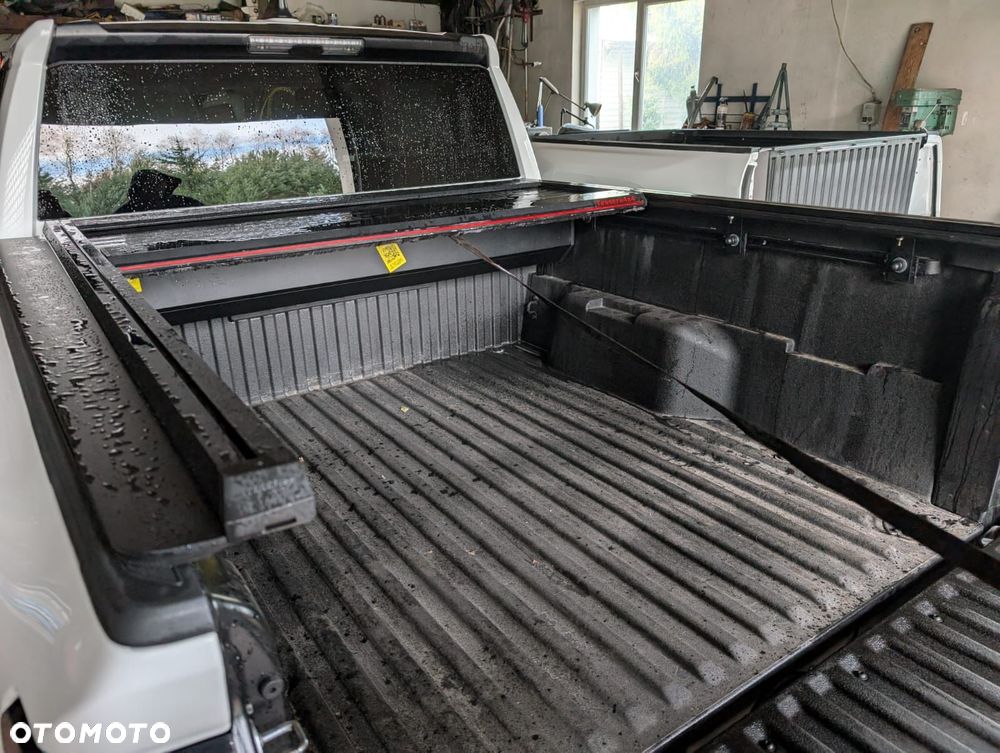 Toyota Tacoma - 13