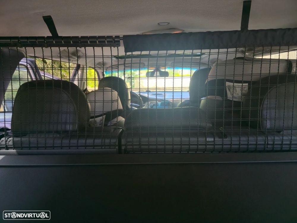 Volvo V70 2.4 D5 - 16