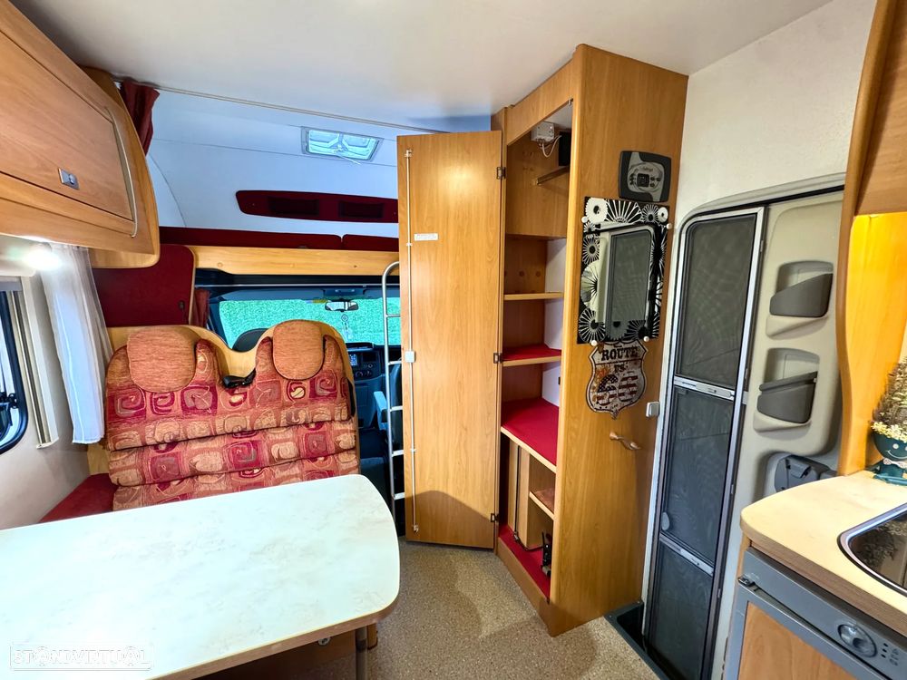 Ford Trigano Challenger Genesis 33 6 lugares - 14