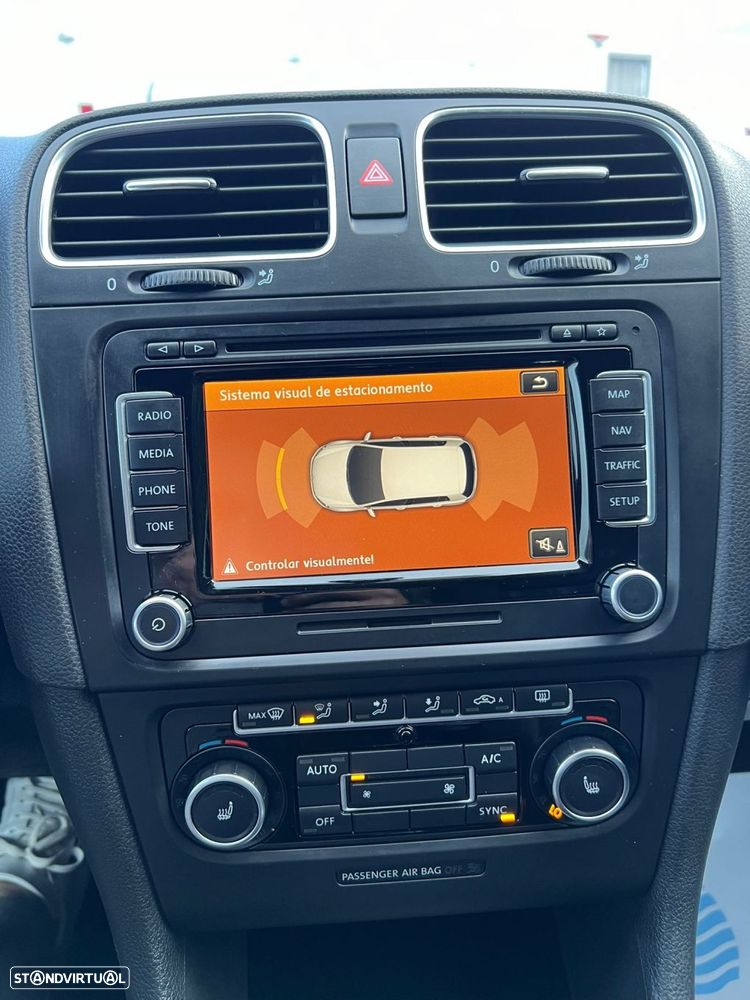 VW Golf 2.0 TSi GTI DSG - 38