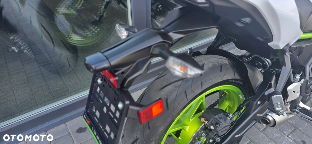 Kawasaki Z 650 - 17