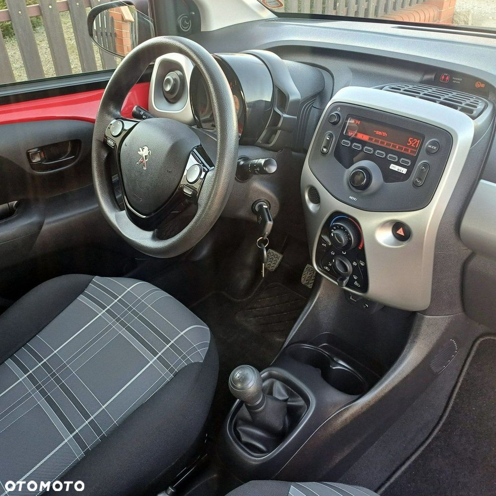 Peugeot 108 - 12