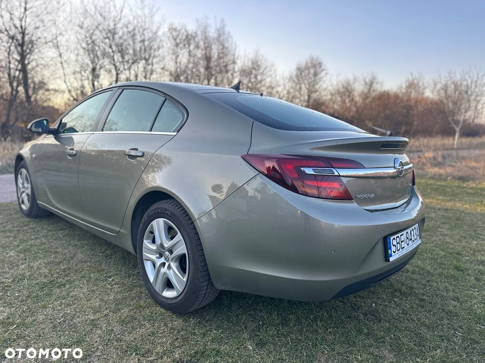 Opel Insignia 2.0 CDTI Executive - 2