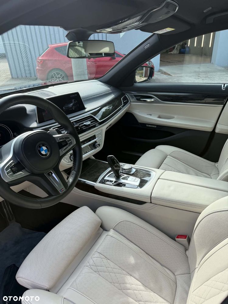 BMW Seria 7 750d xDrive - 10