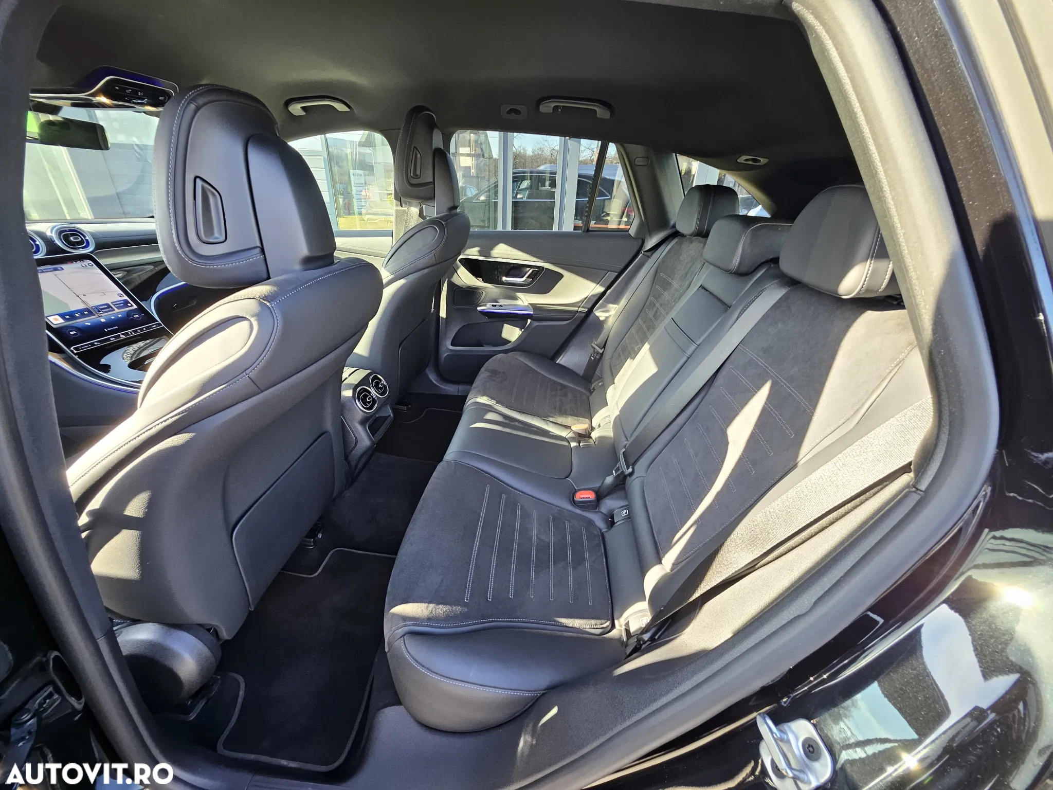 Mercedes-Benz GLC 300 4Matic 9G-TRONIC AMG Line Advanced - 19