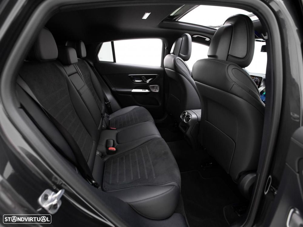 Mercedes-Benz GLC 300 de Coupe 4Matic - 12