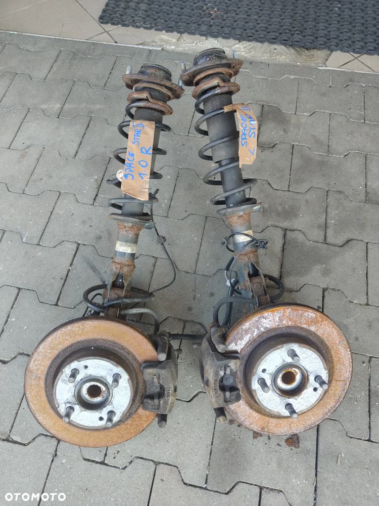 Mitsubishi Space Star II 1.0 ZAWIESZENIE PRZÓD prawe lewe