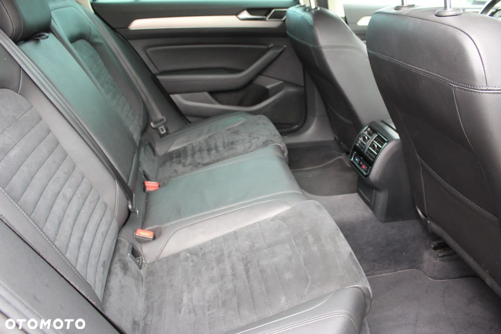 Volkswagen Passat 2.0 TDI BMT Trendline - 10