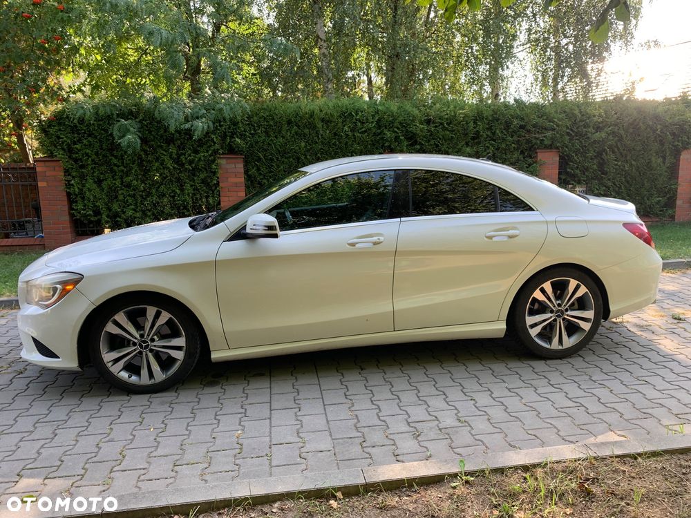 Mercedes-Benz CLA 250 4Matic 7G-DCT - 6