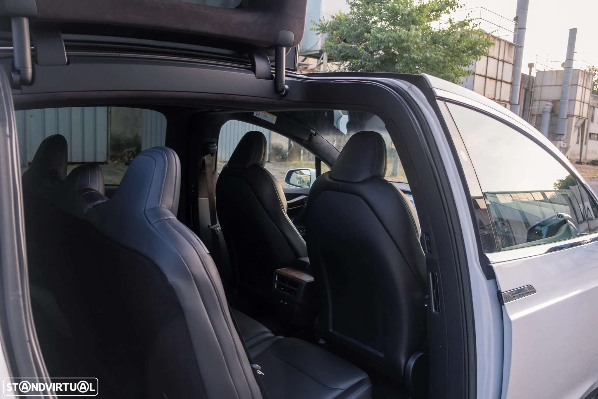 Tesla Model X 100 kWh Long Range AWD - 37