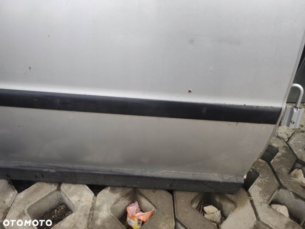 CC DRZWI PRAWY TYŁ VW PASSAT B5 FL 01- SEDAN LA7W SREBRNE GOŁE - 5