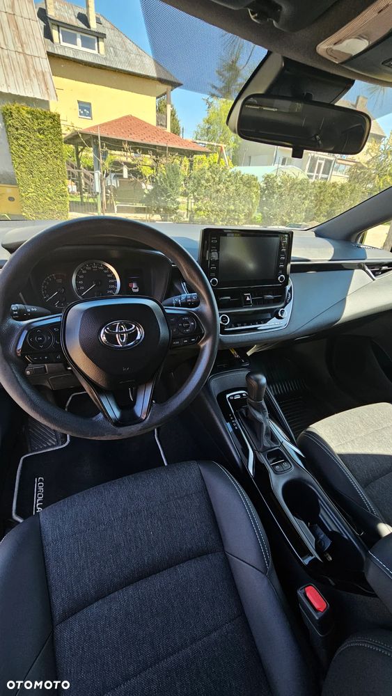 Toyota Corolla 1.8 Hybrid Active - 11