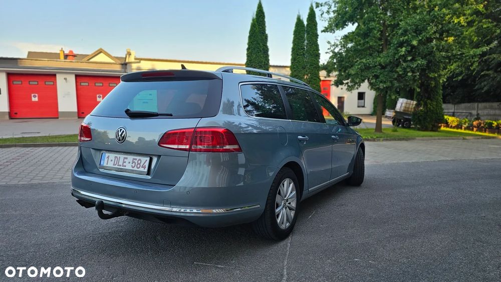 Volkswagen Passat 2.0 TDI Comfortline - 4