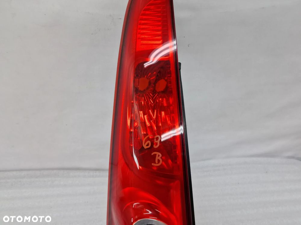 FORD FIESSTA MK6 LIFT 05-08 LEWA LAMPA TYLNA TYLNIA TYŁ , NR 6S61-13A603-AG / 6S61-13405-A , NR AUKCJI LMT69 - 17