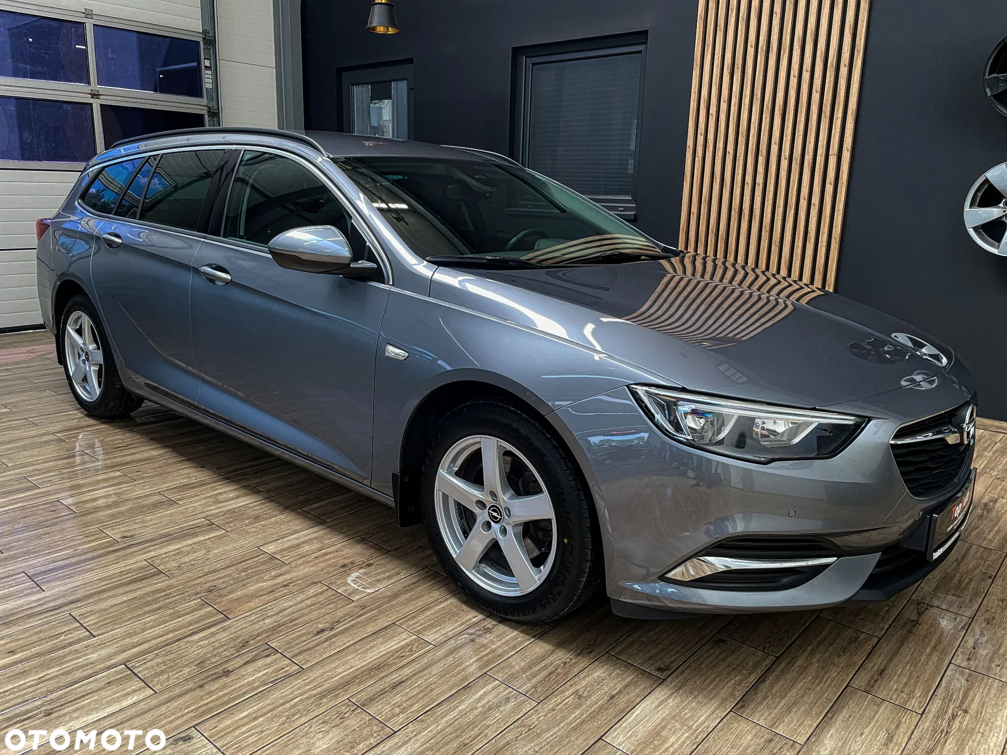 Opel Insignia 1.6 CDTI Enjoy S&S - 4