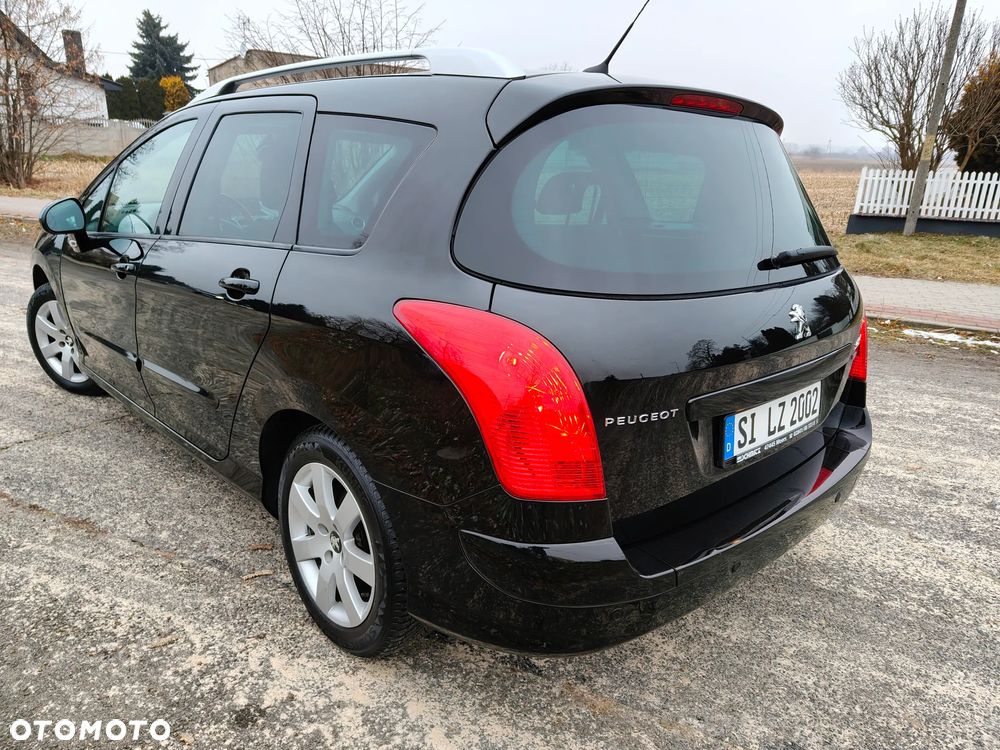Peugeot 308 HDi FAP 110 EGS6 Business Line Niveau 1 - 5