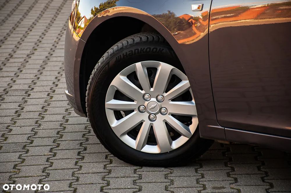 Chevrolet Cruze 1.6 - 28