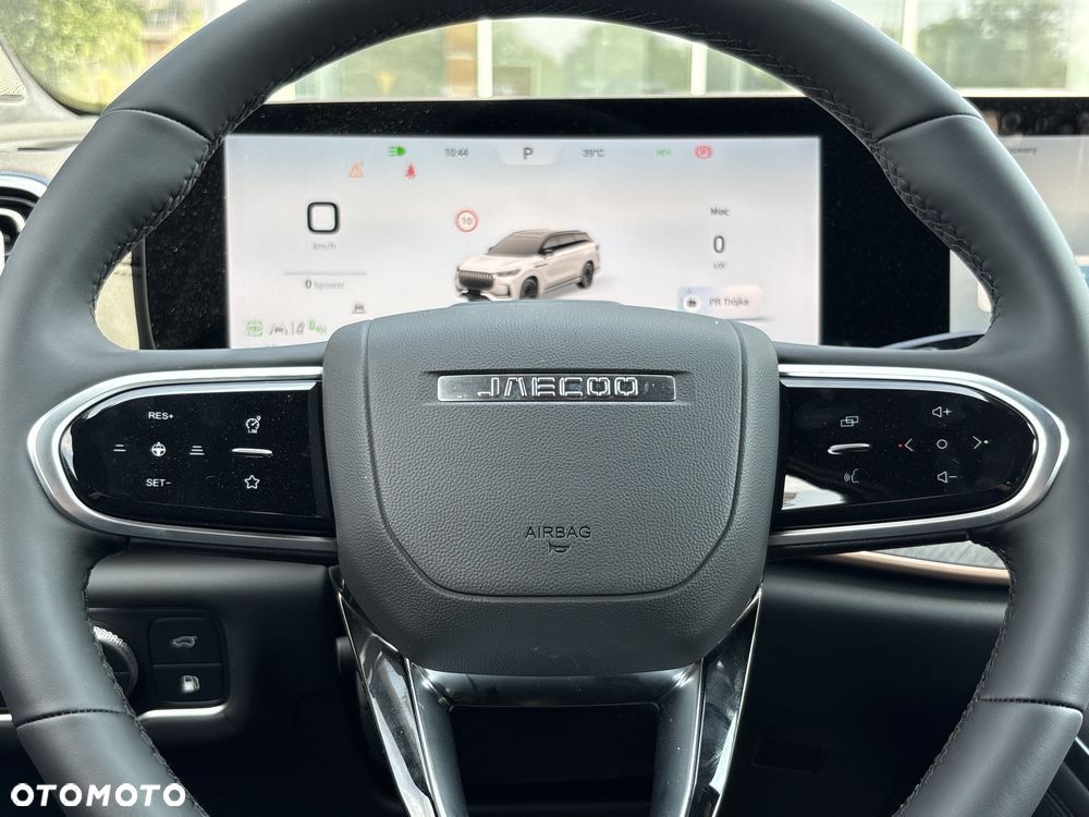 Jaecoo 8 - 18